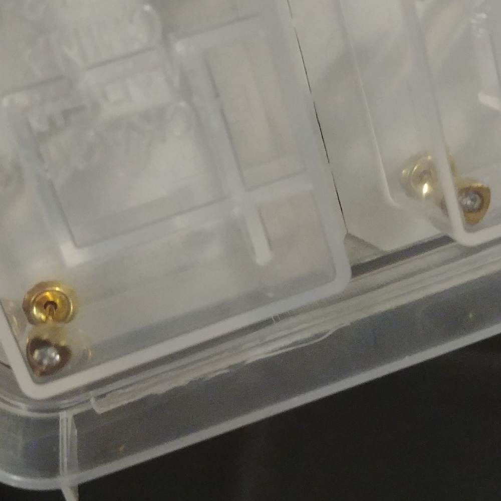24kt Gold-Plated Cubic Zirconia Heart❤ Earrings - Picture 3 of 7